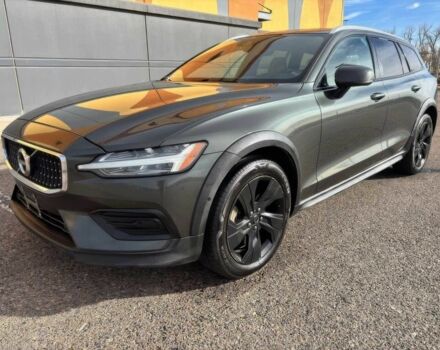 Сірий Вольво B60, об'ємом двигуна 2 л та пробігом 44 тис. км за 9000 $, фото 1 на Automoto.ua