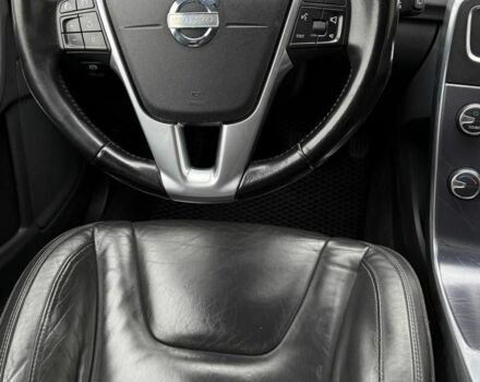 Синий Вольво B60, объемом двигателя 1.6 л и пробегом 271 тыс. км за 10000 $, фото 5 на Automoto.ua