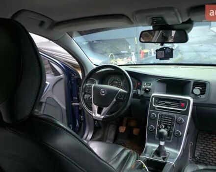 Синій Вольво B60, об'ємом двигуна 1.56 л та пробігом 237 тис. км за 7900 $, фото 13 на Automoto.ua