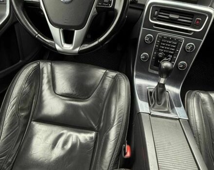 Синий Вольво B60, объемом двигателя 1.6 л и пробегом 271 тыс. км за 10000 $, фото 8 на Automoto.ua