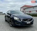 Синий Вольво B60, объемом двигателя 1.98 л и пробегом 194 тыс. км за 10950 $, фото 1 на Automoto.ua