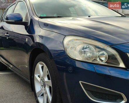 Синий Вольво B60, объемом двигателя 1.6 л и пробегом 223 тыс. км за 11599 $, фото 73 на Automoto.ua