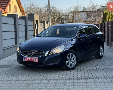 Синий Вольво B60, объемом двигателя 1.56 л и пробегом 198 тыс. км за 8550 $, фото 1 на Automoto.ua