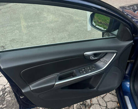 Синий Вольво B60, объемом двигателя 1.6 л и пробегом 233 тыс. км за 10350 $, фото 9 на Automoto.ua