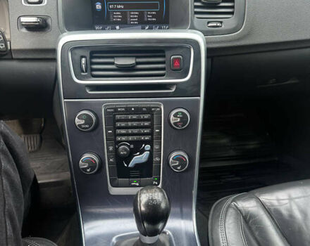 Синий Вольво B60, объемом двигателя 1.6 л и пробегом 233 тыс. км за 10350 $, фото 14 на Automoto.ua