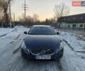 Синий Вольво B60, объемом двигателя 1.56 л и пробегом 262 тыс. км за 8800 $, фото 3 на Automoto.ua