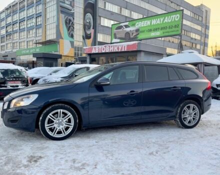 Синий Вольво B60, объемом двигателя 2 л и пробегом 237 тыс. км за 12999 $, фото 3 на Automoto.ua