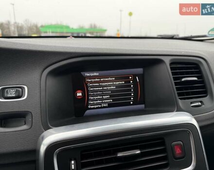 Синий Вольво B60, объемом двигателя 2.4 л и пробегом 230 тыс. км за 13199 $, фото 41 на Automoto.ua