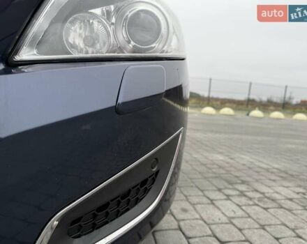 Синий Вольво B60, объемом двигателя 2.4 л и пробегом 230 тыс. км за 13199 $, фото 20 на Automoto.ua