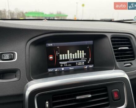 Синий Вольво B60, объемом двигателя 2.4 л и пробегом 230 тыс. км за 13199 $, фото 42 на Automoto.ua