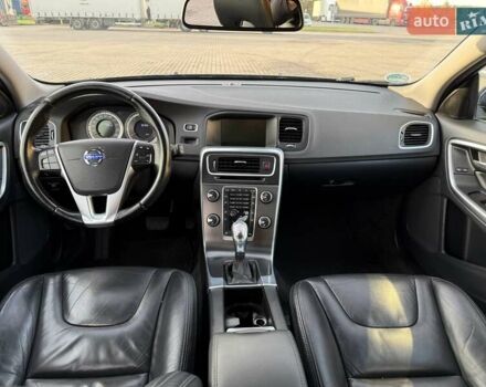 Вольво B60 2013 у Бродах на Automoto.ua Синій Вольво B60, об'ємом двигуна 2.4 л та пробігом 230 тис. км за 13499 $, фото 40 на Automoto.ua