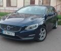 Синий Вольво B60, объемом двигателя 2 л и пробегом 235 тыс. км за 11600 $, фото 1 на Automoto.ua