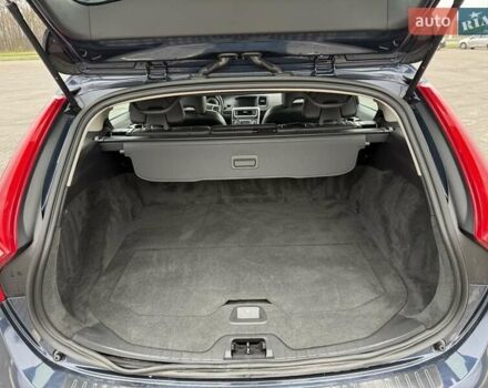 Синий Вольво B60, объемом двигателя 2.4 л и пробегом 230 тыс. км за 13199 $, фото 56 на Automoto.ua