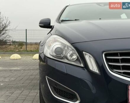 Синий Вольво B60, объемом двигателя 2.4 л и пробегом 230 тыс. км за 13199 $, фото 22 на Automoto.ua