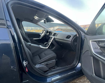 Синий Вольво B60, объемом двигателя 1.56 л и пробегом 290 тыс. км за 8850 $, фото 14 на Automoto.ua