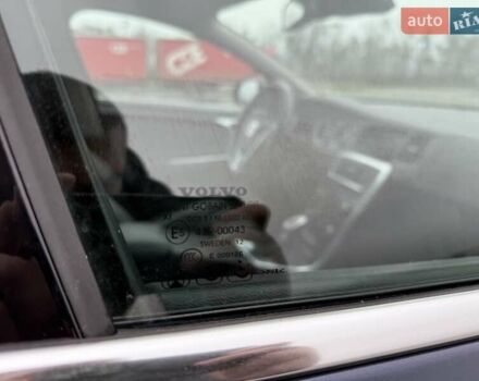 Синий Вольво B60, объемом двигателя 2.4 л и пробегом 230 тыс. км за 13199 $, фото 66 на Automoto.ua