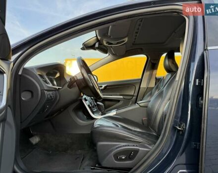 Вольво B60 2013 у Бродах на Automoto.ua Синій Вольво B60, об'ємом двигуна 2.4 л та пробігом 230 тис. км за 13499 $, фото 20 на Automoto.ua