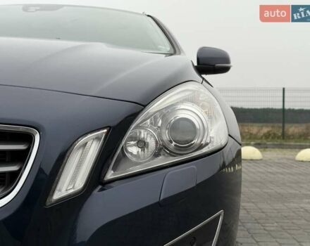 Синий Вольво B60, объемом двигателя 2.4 л и пробегом 230 тыс. км за 13199 $, фото 21 на Automoto.ua