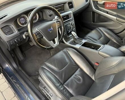 Вольво B60 2013 у Бродах на Automoto.ua Синій Вольво B60, об'ємом двигуна 2.4 л та пробігом 230 тис. км за 13499 $, фото 24 на Automoto.ua