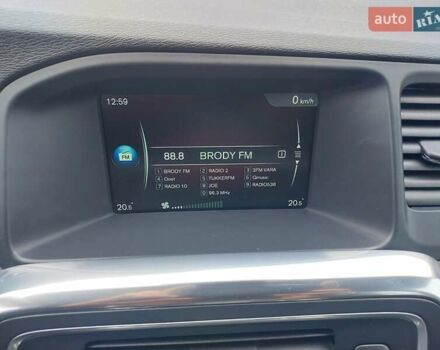 Синій Вольво B60, об'ємом двигуна 1.97 л та пробігом 224 тис. км за 13033 $, фото 32 на Automoto.ua