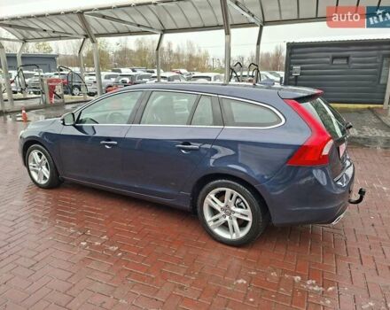 Синий Вольво B60, объемом двигателя 2.4 л и пробегом 250 тыс. км за 16200 $, фото 8 на Automoto.ua