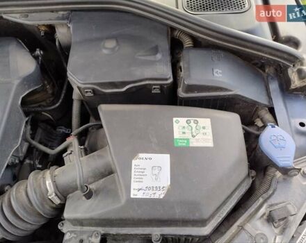 Синий Вольво B60, объемом двигателя 1.56 л и пробегом 280 тыс. км за 9600 $, фото 14 на Automoto.ua