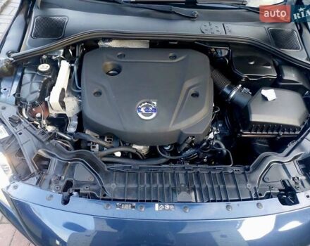 Синий Вольво B60, объемом двигателя 2 л и пробегом 238 тыс. км за 12222 $, фото 60 на Automoto.ua