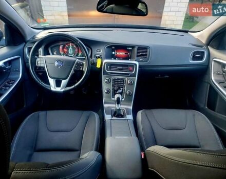 Синий Вольво B60, объемом двигателя 2 л и пробегом 238 тыс. км за 12222 $, фото 28 на Automoto.ua