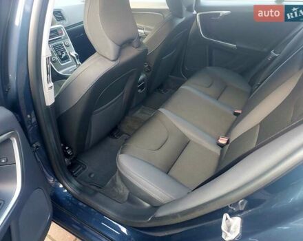 Синий Вольво B60, объемом двигателя 2 л и пробегом 238 тыс. км за 12222 $, фото 24 на Automoto.ua