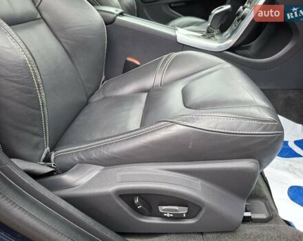 Синий Вольво B60, объемом двигателя 2.4 л и пробегом 250 тыс. км за 16200 $, фото 22 на Automoto.ua