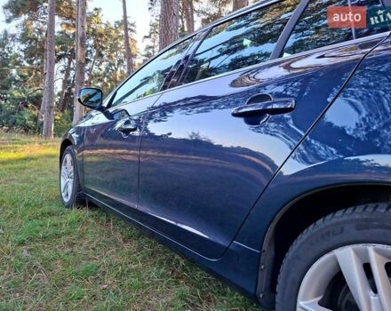 Синий Вольво B60, объемом двигателя 2.4 л и пробегом 250 тыс. км за 16900 $, фото 2 на Automoto.ua