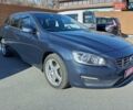 Синий Вольво B60, объемом двигателя 2 л и пробегом 231 тыс. км за 12300 $, фото 1 на Automoto.ua