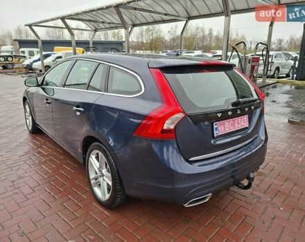 Синий Вольво B60, объемом двигателя 2.4 л и пробегом 250 тыс. км за 16200 $, фото 13 на Automoto.ua