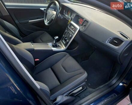 Синий Вольво B60, объемом двигателя 2 л и пробегом 238 тыс. км за 12222 $, фото 23 на Automoto.ua