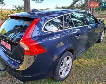 Синий Вольво B60, объемом двигателя 2.4 л и пробегом 250 тыс. км за 16900 $, фото 5 на Automoto.ua