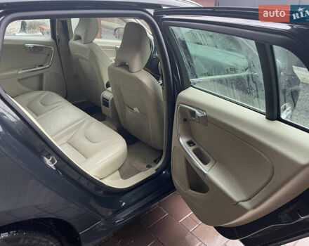 Синій Вольво B60, об'ємом двигуна 1.97 л та пробігом 129 тис. км за 14000 $, фото 32 на Automoto.ua