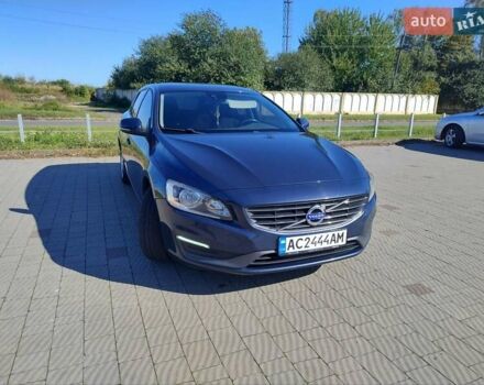 Синий Вольво B60, объемом двигателя 1.56 л и пробегом 280 тыс. км за 9600 $, фото 1 на Automoto.ua