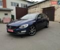 Синий Вольво B60, объемом двигателя 2 л и пробегом 193 тыс. км за 12300 $, фото 1 на Automoto.ua