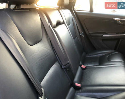 Синій Вольво B60, об'ємом двигуна 1.97 л та пробігом 217 тис. км за 12800 $, фото 14 на Automoto.ua