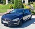 Синий Вольво B60, объемом двигателя 2 л и пробегом 244 тыс. км за 13415 $, фото 2 на Automoto.ua