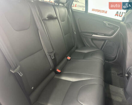 Синий Вольво B60, объемом двигателя 0 л и пробегом 186 тыс. км за 15950 $, фото 8 на Automoto.ua