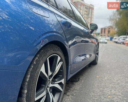 Вольво B60 2020 в Тернополе на Automoto.ua Синий Вольво B60, объемом двигателя 1.97 л и пробегом 223 тыс. км за 25000 $, фото 16 на Automoto.ua