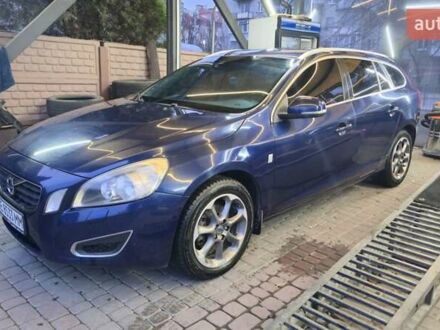 Синій Вольво B60, об'ємом двигуна 1.56 л та пробігом 237 тис. км за 7900 $, фото 1 на Automoto.ua