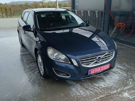 Синій Вольво B60, об'ємом двигуна 1.6 л та пробігом 295 тис. км за 8200 $, фото 1 на Automoto.ua
