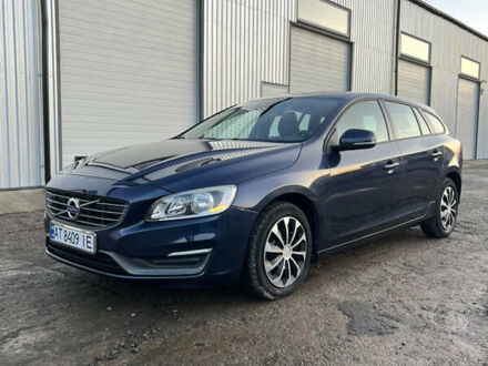 Синий Вольво B60, объемом двигателя 1.56 л и пробегом 290 тыс. км за 8850 $, фото 1 на Automoto.ua