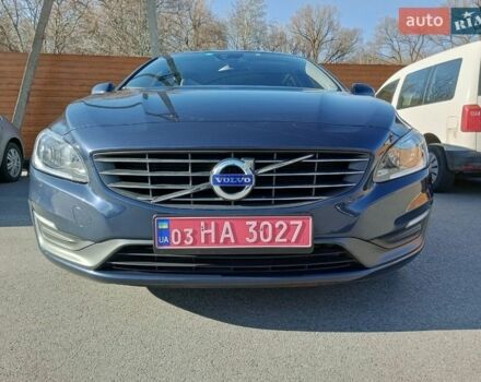 Синій Вольво B60, об'ємом двигуна 2 л та пробігом 235 тис. км за 12000 $, фото 1 на Automoto.ua