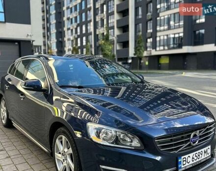 Синий Вольво B60, объемом двигателя 1.56 л и пробегом 256 тыс. км за 11700 $, фото 1 на Automoto.ua