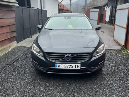 Синий Вольво B60, объемом двигателя 1.97 л и пробегом 129 тыс. км за 14000 $, фото 1 на Automoto.ua