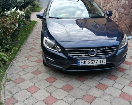 Синій Вольво B60, об'ємом двигуна 1.6 л та пробігом 256 тис. км за 10600 $, фото 1 на Automoto.ua