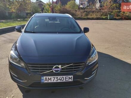 Синій Вольво B60, об'ємом двигуна 2 л та пробігом 262 тис. км за 10900 $, фото 1 на Automoto.ua